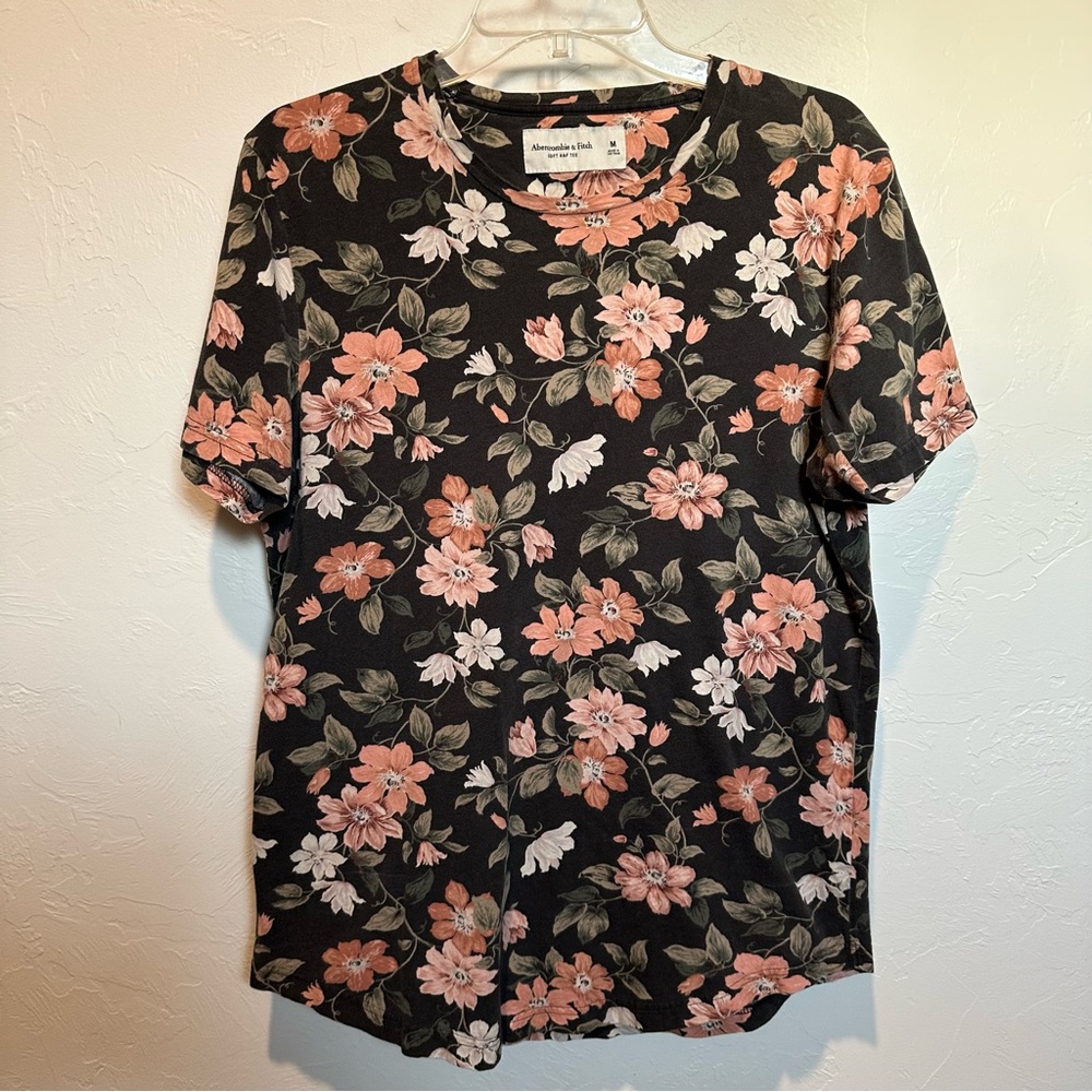 Abercrombie & Fitch Soft Tee Black Pink Floral Short Sleeve Shirt Women’s Med